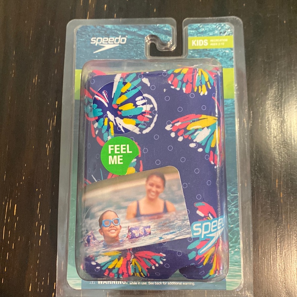 Speedo fabric armbands